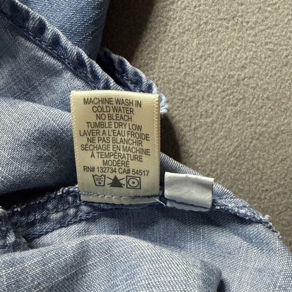Cloth & Stone Shirt Womens Medium Blue Tencel Long Sleeve Button Up Chambray Top - Picture 13 of 14
